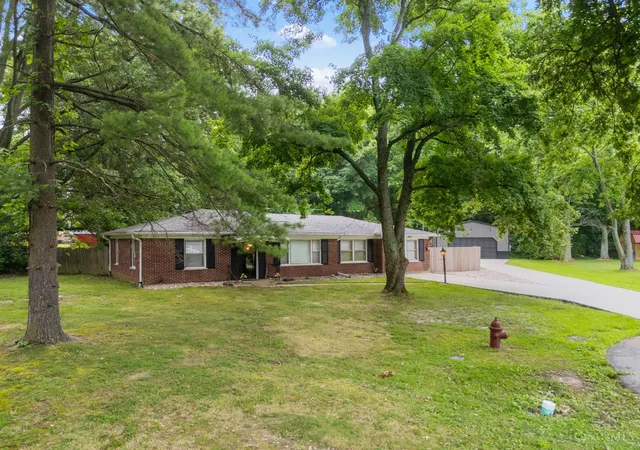 Photo 1 of Sale Pending at 19 Gumbert Dr, Batavia Twp, OH 45102 | MLS# 1885956 | Listing updated on 2026-08-18