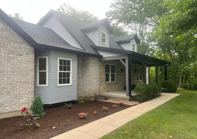 2nd image of 4875 W Kemper Rd, Cincinnati, OH 45251 | MLS# 1886471