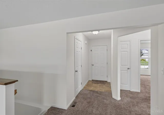 5th image of 25626 Hearthstone Dr, Kelso Twp, IN 47012 | MLS# 1883242