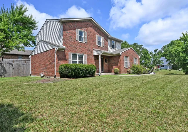 2nd image of 619 Quail Run Rd, Middletown, OH 45042 | MLS# 1886532
