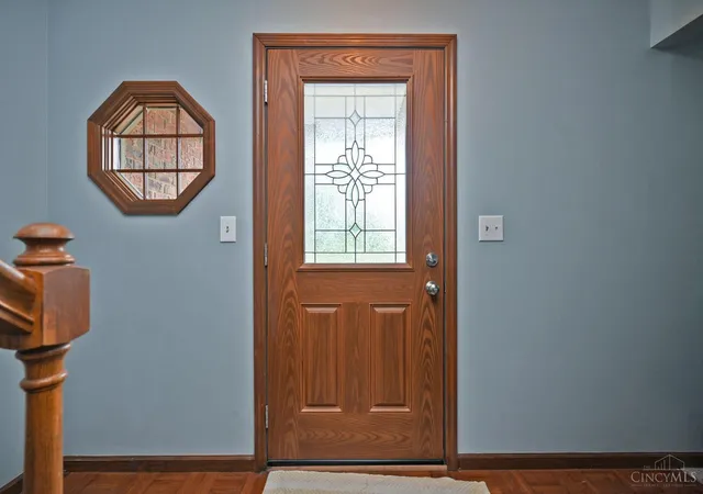 5th image of 619 Quail Run Rd, Middletown, OH 45042 | MLS# 1886532