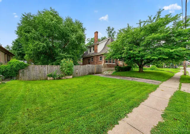 Homes for sale in Cincinnati, OH | 3723 Brotherton Rd, Cincinnati, OH 45209 | MLS# 1886582