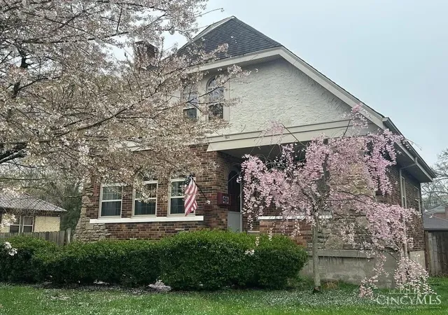 Homes for sale in Cincinnati, OH | 3723 Brotherton Rd, Cincinnati, OH 45209 | MLS# 1886582