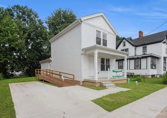 3rd image of 3745 Borden, Cincinnati, OH 45223 | MLS# 1886366