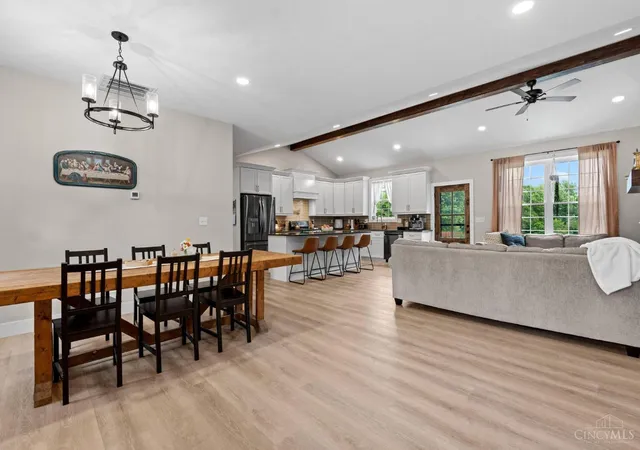 4th image of 686 Prairie Ave, Wilmington, OH 45177 | MLS# 1886645