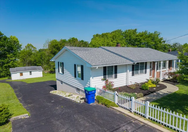 1st image of 20 Highland Dr, Hillsboro, OH 45133 | MLS# 1886692