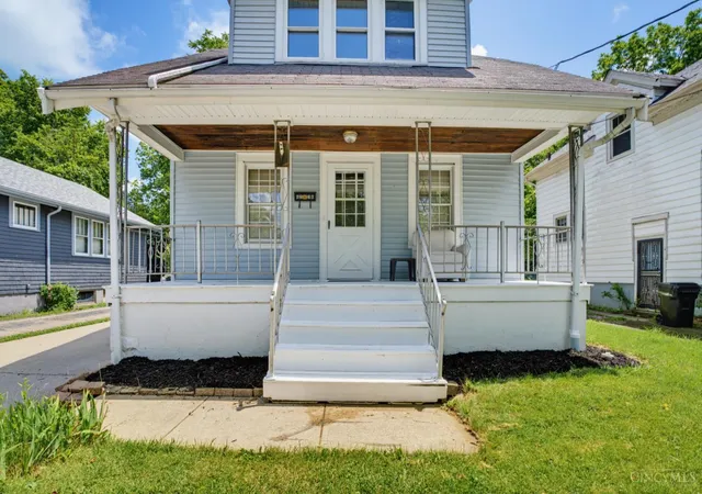 2nd image of 6278 Collegevue Pl, Cincinnati, OH 45224 | MLS# 1886570