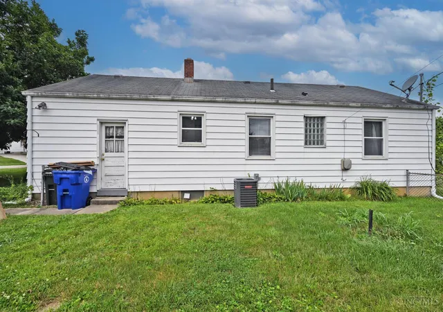 27th image of 1444 Lawrence Ave, Hamilton, OH 45013 | MLS# 1886704