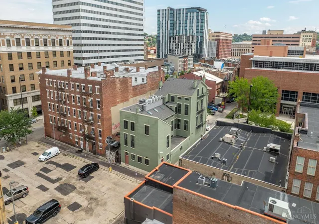 2nd image of 915 Vine St, Cincinnati, OH 45202