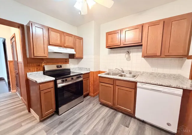 2nd image of 4804 Greenlee Ave, Cincinnati, OH 45217 | MLS# 1885635