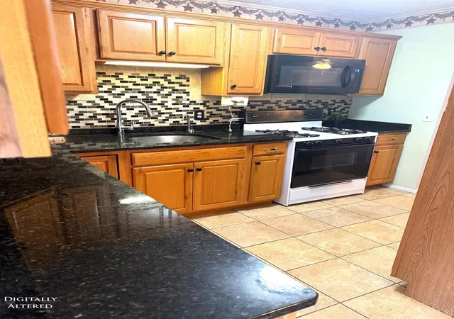 Photo 3 of Sale Pending at 5177 Dresden Ct, Cincinnati, OH 45238 | MLS# 1886238 | Listing updated on 2026-08-31