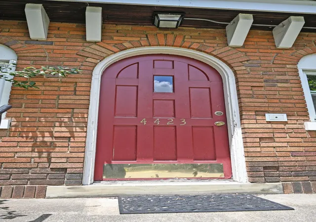 5th image of 4423 Erie Ave, Cincinnati, OH 45227