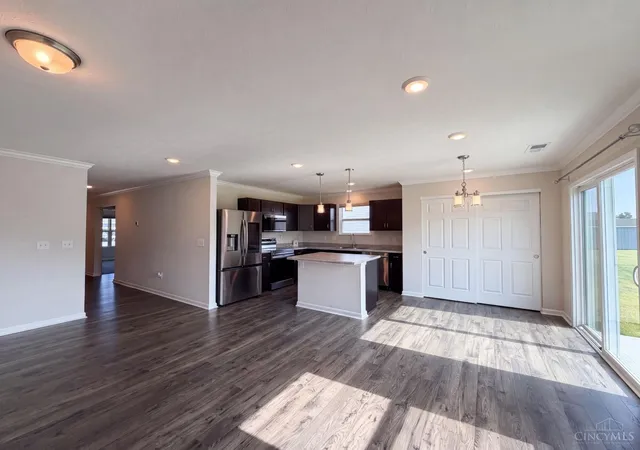 2nd image of 1314 Timber Glen Dr, Wilmington, OH 45177 | MLS# 1885670