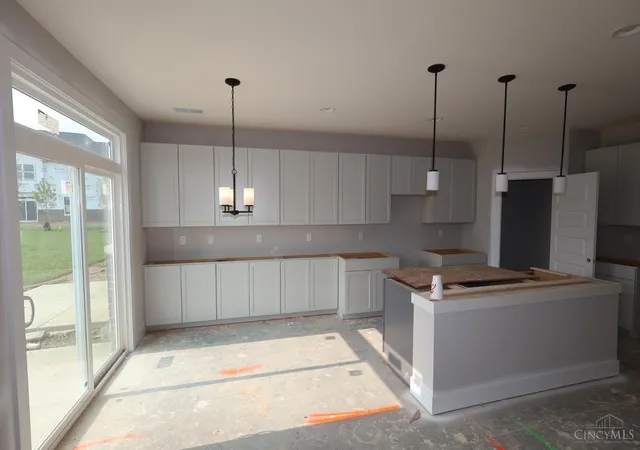 Photo 3 of Townhouse for sale at 7948 Monet Dr #014, Mason, OH 45040 | MLS# 1886782 | Listing updated on 2026-09-14