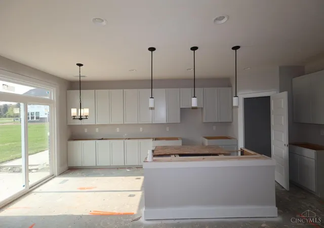Photo 4 of Townhouse for sale at 7948 Monet Dr #014, Mason, OH 45040 | MLS# 1886782 | Listing updated on 2026-09-14