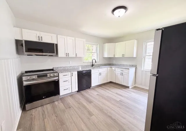 2nd image of 6418 Savannah Ave, North College Hill, OH 45239 | MLS# 1886182