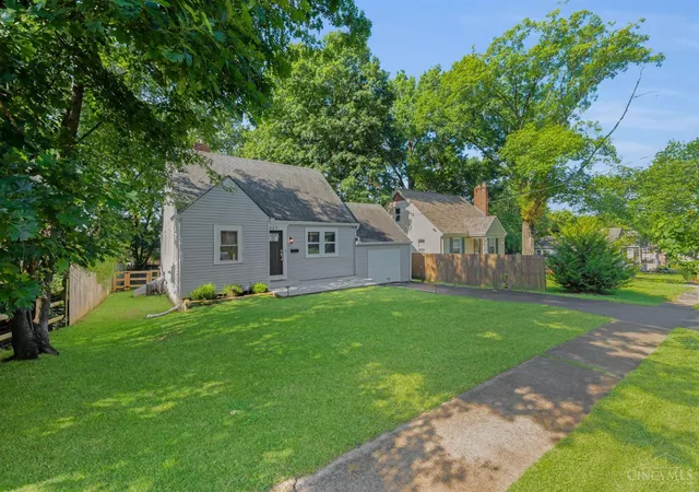 Photo 3 of Single family home for sale at 6923 Buckingham Pl, Cincinnati, OH 45227 | MLS# 1886459 | Listing updated on 2026-09-13