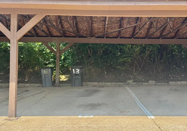 2nd image of 10667 Montgomery Rd, Montgomery, OH 45242