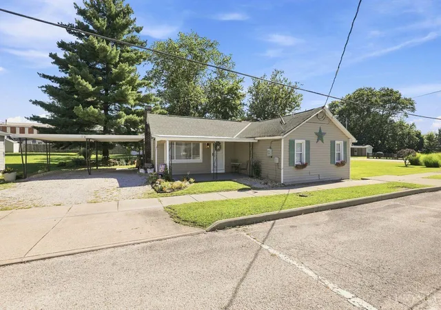 4th image of 310 Harrison St, Felicity, OH 45120 | MLS# 1886855