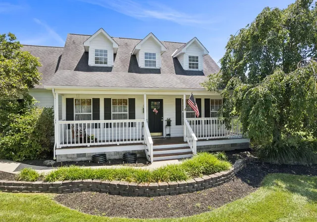 2nd image of 28 Waynoka Dr, Lake Waynoka, OH 45171 | MLS# 1886861