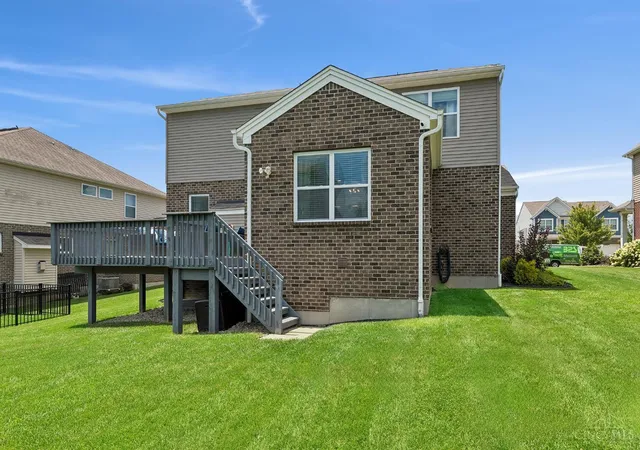 3rd image of 5228 Peterborough Dr, Cleves, OH 45002 | MLS# 1886856