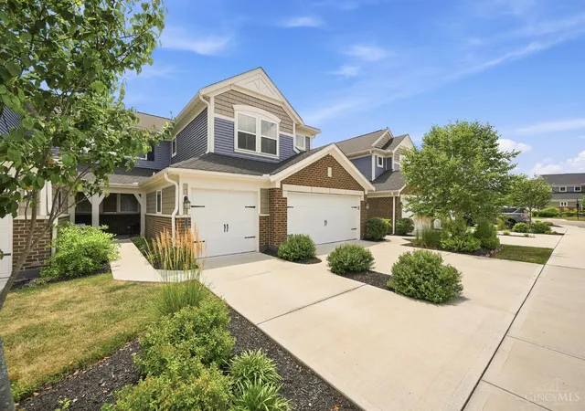 2nd image of 4329 Waters Edge Ln, Lebanon, OH 45036 | MLS# 1886630