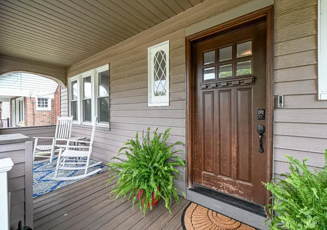 image of 3618 Barberry Ave, Cincinnati, OH 45207 | MLS# 1886887