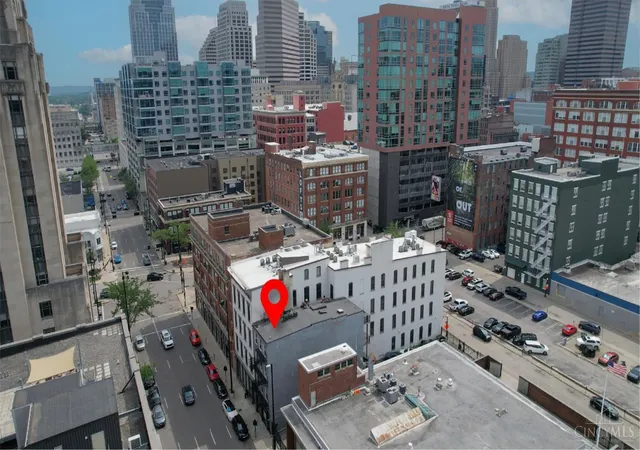 Photo 3 of Condo for sale at 817 Broadway St #3, Cincinnati, OH 45202 | MLS# 1886889 | Listing updated on 2026-08-19