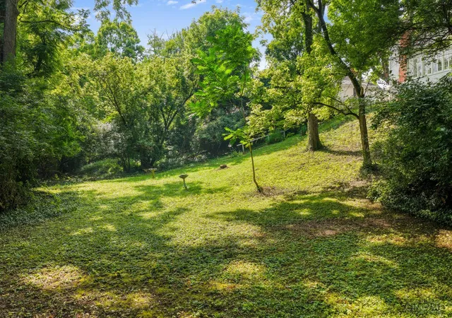 27th image of 7 Ritchie Ave, Cincinnati, OH 45215 | MLS# 1886893