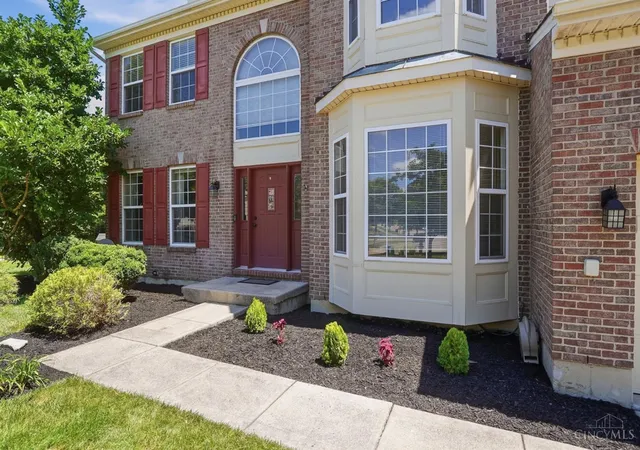 5th image of 5714 Thornberry Ct, Mason, OH 45040 | MLS# 1886798