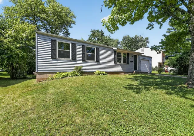 Photo 3 of Sale Pending at 9845 Loralinda Dr, Cincinnati, OH 45251 | MLS# 1883777 | Listing updated on 2026-10-26