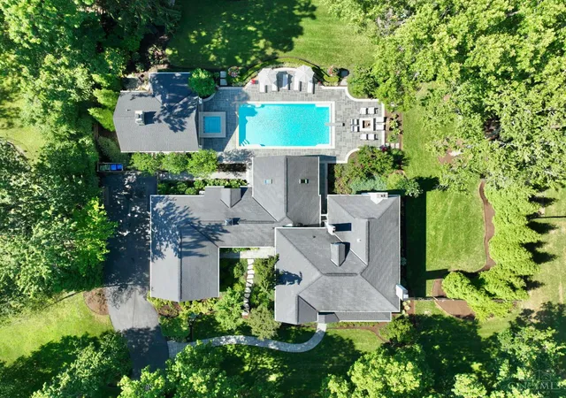 2nd image of 7255 Brill Rd, Cincinnati, OH 45243 | MLS# 1886567