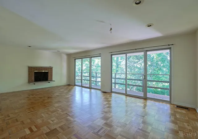 Photo 3 of Sale Pending at 7280 Georgetown Ct, Cincinnati, OH 45224 | MLS# 1886936 | Listing updated on 2026-08-21