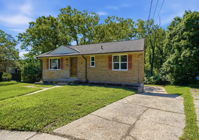 2nd image of 2825 Veazey Ave, Cincinnati, OH 45238 | MLS# 1886156