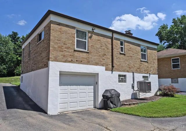 35th image of 4023 Lovell Ave, Cincinnati, OH 45211 | MLS# 1886633