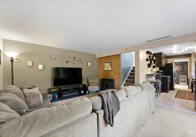 5th image of 2923 Compton Rd, Colerain Twp, OH 45251 | MLS# 1886701
