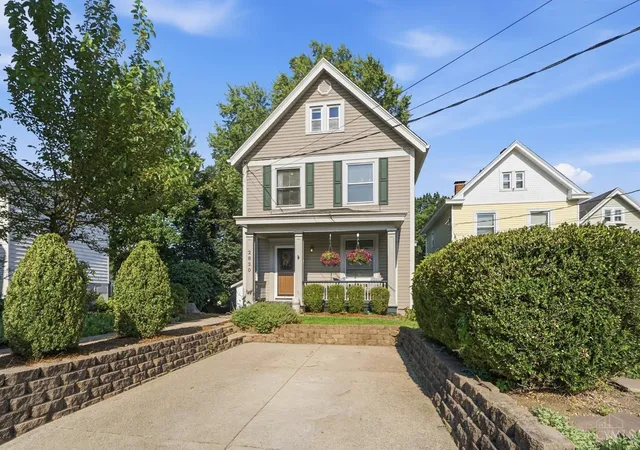 image of 2820 Linwood Ave, Cincinnati, OH 45208 | MLS# 1886949