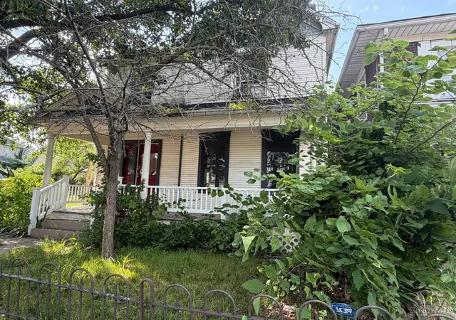 1st image of 23 E Parkwood Dr, Dayton, OH 45405 | MLS# 1886847