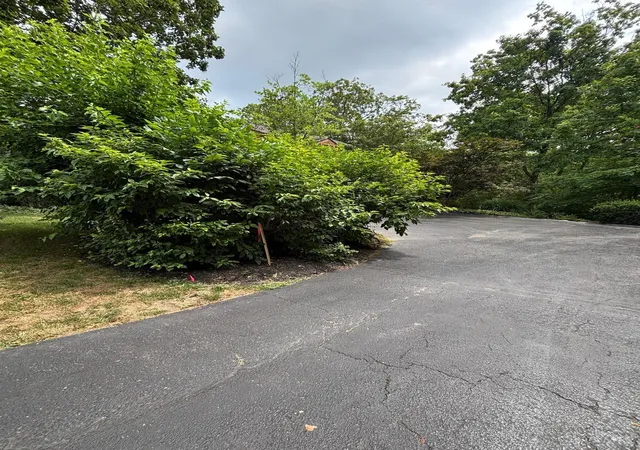 2nd image of 12101 Paulmeadows Dr, Symmes Twp, OH 45249 | MLS# 1887073