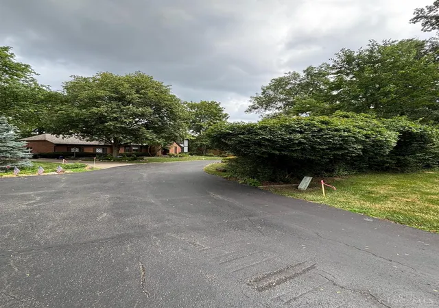 4th image of 12101 Paulmeadows Dr, Symmes Twp, OH 45249 | MLS# 1887073