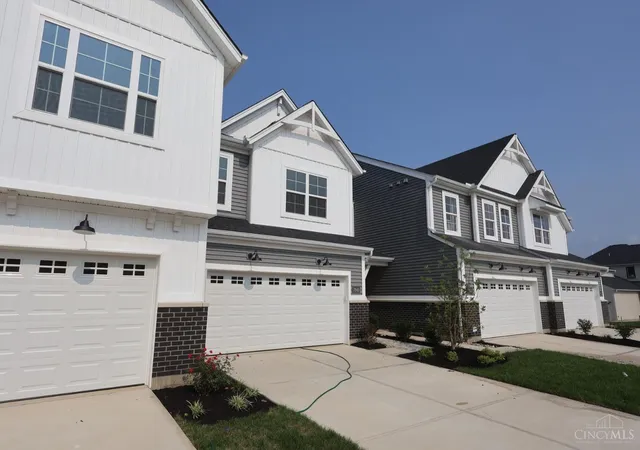 Photo 3 of Townhouse for sale at 7949 Monet Dr #045, Mason, OH 45040 | MLS# 1887101 | Listing updated on 2026-09-14