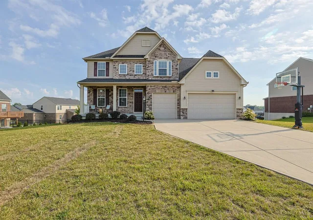 1st image of 2706 Hartfield Ln, Mason, OH 45040 | MLS# 1884078