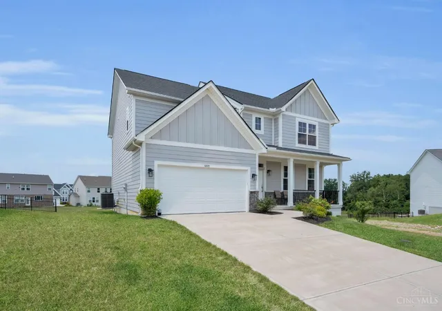 Photo 2 of Single family home for sale at 6805 Cork Dr, West Chester, OH 45069 | MLS# 1886088 | Listing updated on 2026-09-06
