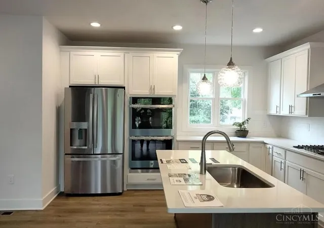 5th image of 8109 Maxfield Ln, Cincinnati, OH 45243 | MLS# 1887096