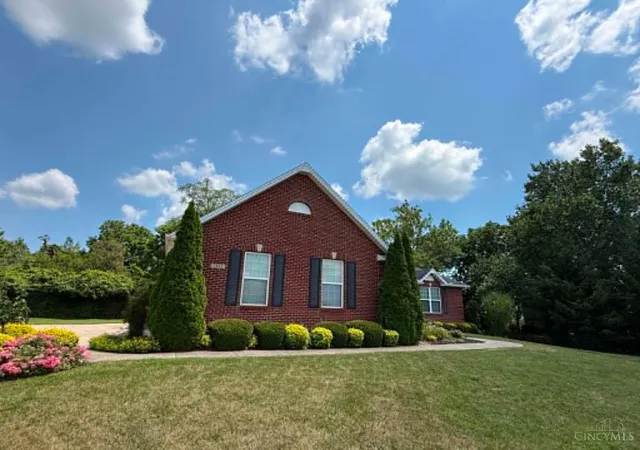 Photo 3 of Single family home for sale at 1443 Meadow View Ln, Lebanon, OH 45036 | MLS# 1887115 | Listing updated on 2026-10-06