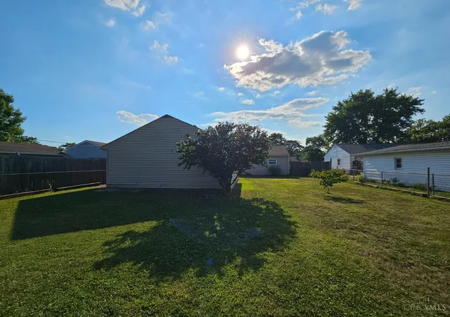44th image of 3007 Roslyn Dr, Middletown, OH 45044 | MLS# 1886984