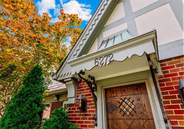 Photo 3 of Single family home for sale at 6272 Rogers Park Pl, Cincinnati, OH 45213 | MLS# 1887161 | Listing updated on 2026-09-09