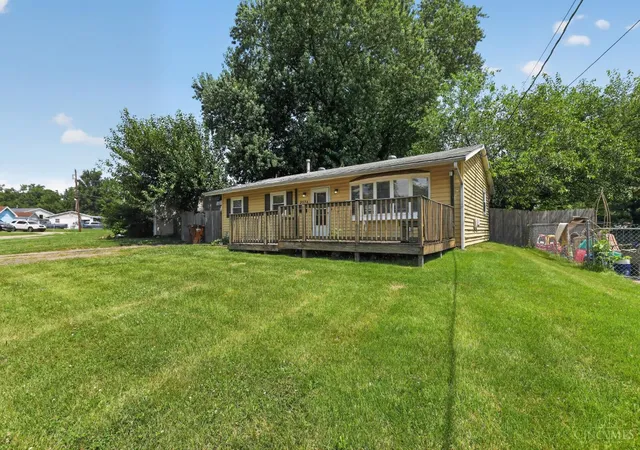 Photo 1 of Single family home for sale at 2574 Mariposa St, Cincinnati, OH 45231 | MLS# 1886646 | Listing updated on 2026-09-17