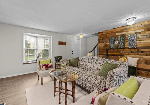 5th image of 2717 N Kings Arms Cir, Dayton, OH 45440 | MLS# 1887176