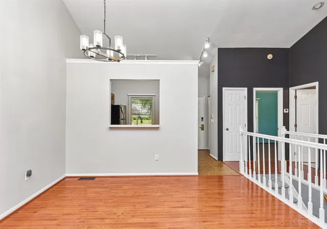 Photo 2 of Condo for sale at 5477 Hanover Cir, Cincinnati, OH 45230 | MLS# 1887012 | Listing updated on 2026-08-25